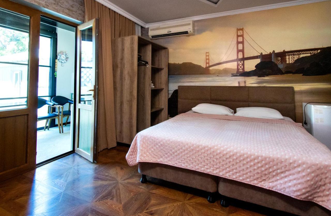 Hotel Smile كوبوليتي المظهر الخارجي الصورة
