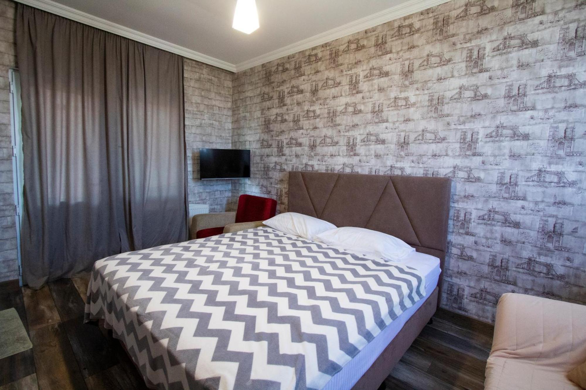 Hotel Smile كوبوليتي المظهر الخارجي الصورة